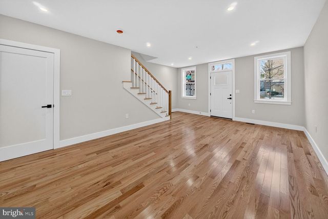 2826 6TH ST NE, Washington, DC 20017