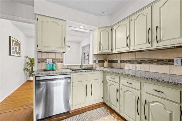 6202 E 110th Street, Kansas City, MO 64134