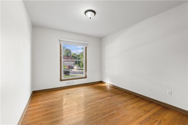 6202 E 110th Street, Kansas City, MO 64134