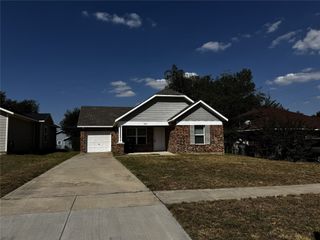 5608 Humbert Avenue, Fort Worth, TX 76107