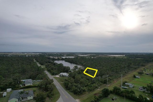 4515 S FAIRWAY DRIVE, Punta Gorda, FL 33982