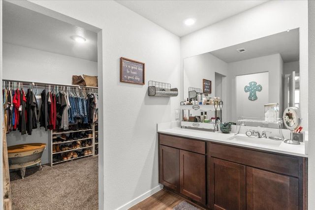 402 Perry PL, Rockdale, TX 76567