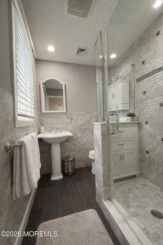 8 Schelly Drive, Middletown, NJ 07748