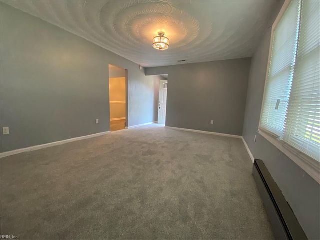 1102 Cavalier BLVD, Portsmouth, VA 23701