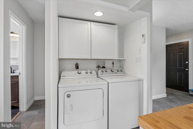 205 S SHENANDOAH AVE, Front Royal, VA 22630