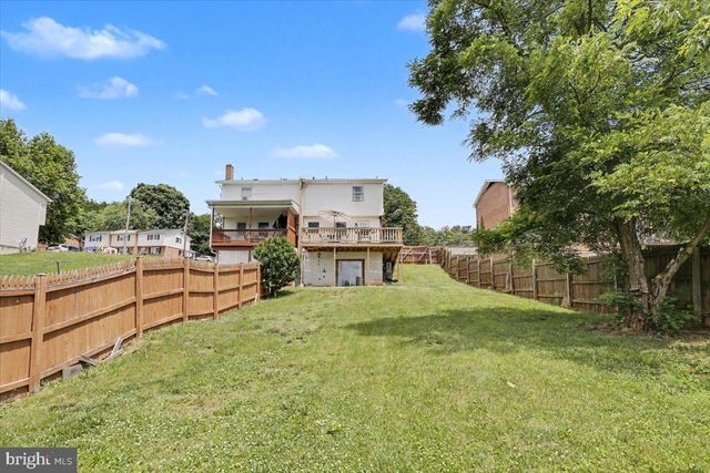 205 S SHENANDOAH AVE, Front Royal, VA 22630