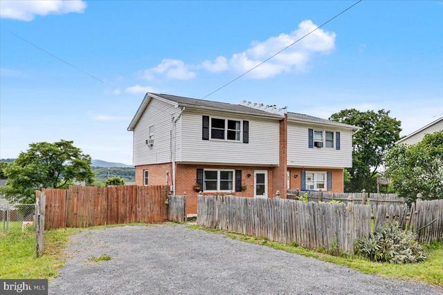 205 S SHENANDOAH AVE, Front Royal, VA 22630
