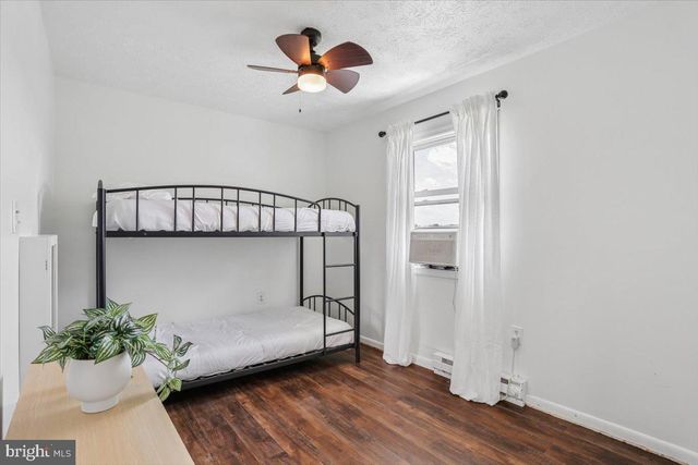 205 S SHENANDOAH AVE, Front Royal, VA 22630