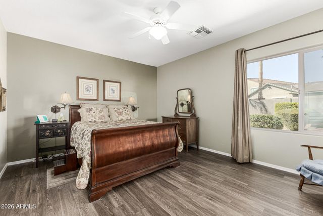 860 E LA COSTA Place, Chandler, AZ 85249