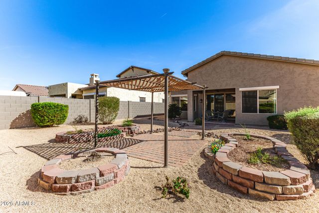 860 E LA COSTA Place, Chandler, AZ 85249