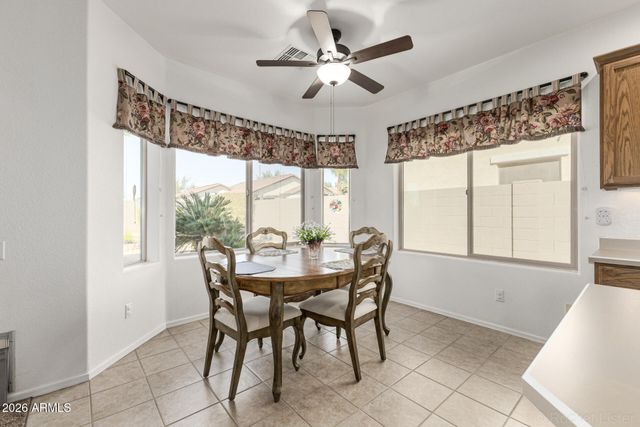 860 E LA COSTA Place, Chandler, AZ 85249