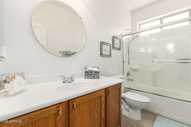 860 E LA COSTA Place, Chandler, AZ 85249