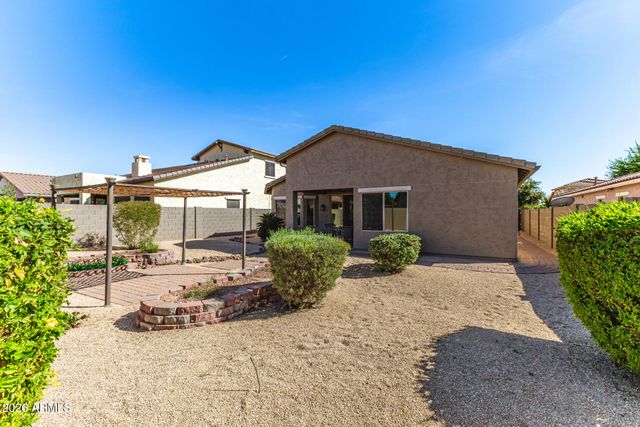860 E LA COSTA Place, Chandler, AZ 85249