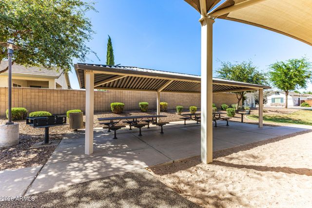 860 E LA COSTA Place, Chandler, AZ 85249
