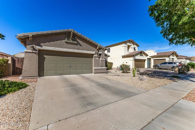 860 E LA COSTA Place, Chandler, AZ 85249