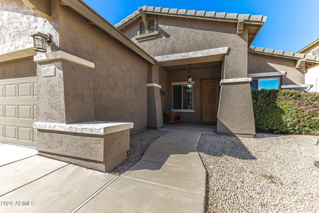 860 E LA COSTA Place, Chandler, AZ 85249