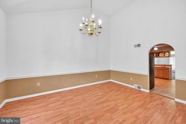 125 GREENVIEW DR, Lancaster, PA 17601