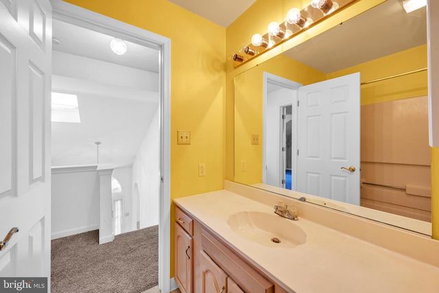 125 GREENVIEW DR, Lancaster, PA 17601