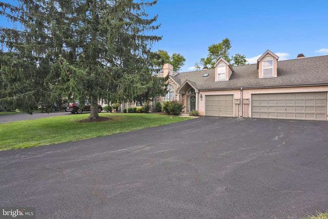 125 GREENVIEW DR, Lancaster, PA 17601