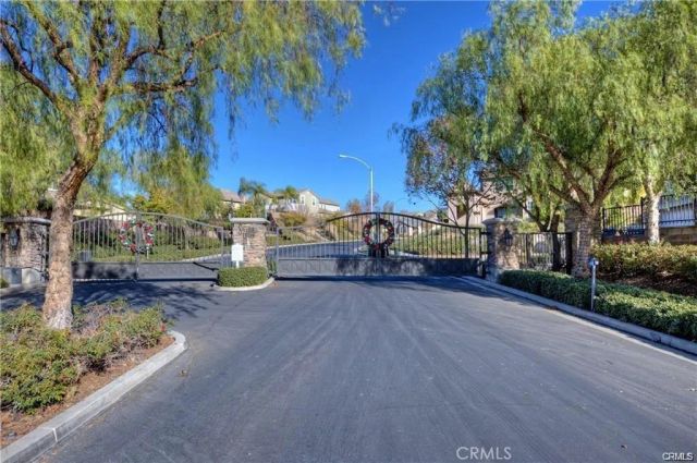 25694 Red Hawk Road, Corona, CA 92883