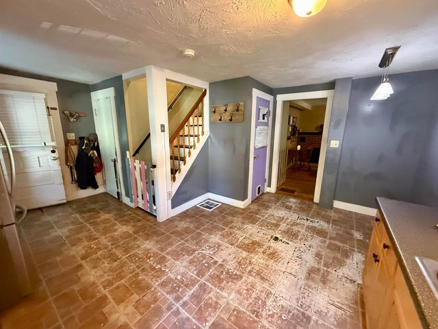 33 Grandview Road, Bow, NH 03304
