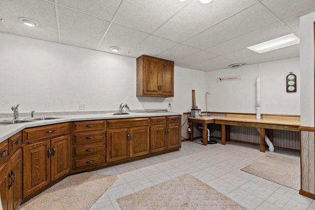 21 KENSINGTON COURT, Appleton, WI 54915