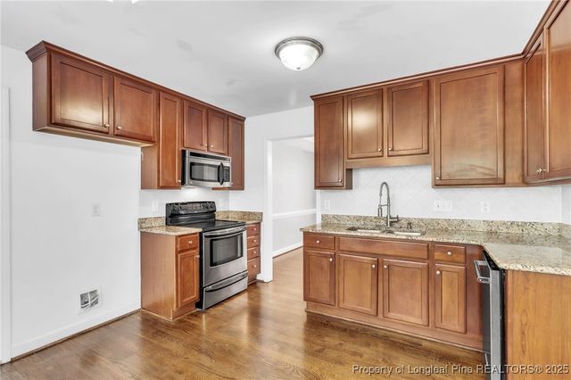 630 Thorncliff Drive, Raeford, NC 28376