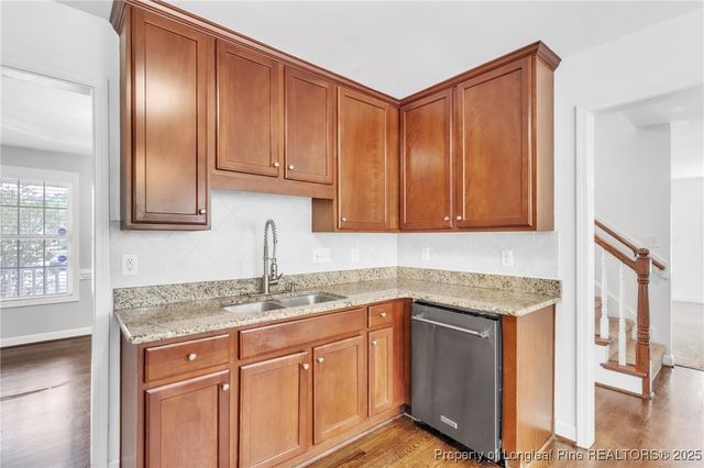 630 Thorncliff Drive, Raeford, NC 28376