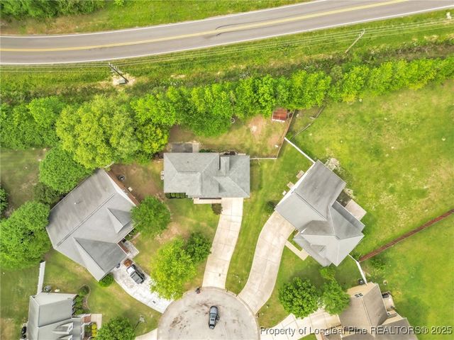 630 Thorncliff Drive, Raeford, NC 28376