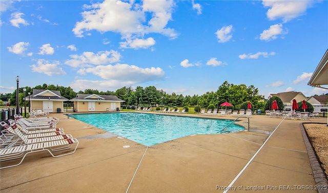 630 Thorncliff Drive, Raeford, NC 28376