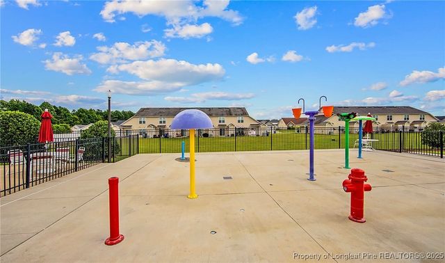 630 Thorncliff Drive, Raeford, NC 28376