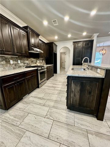 1300 Hickory Street, Cave Springs, AR 72718