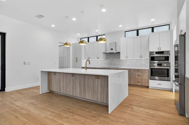 4555 26TH AVENUE S, St Petersburg, FL 33711