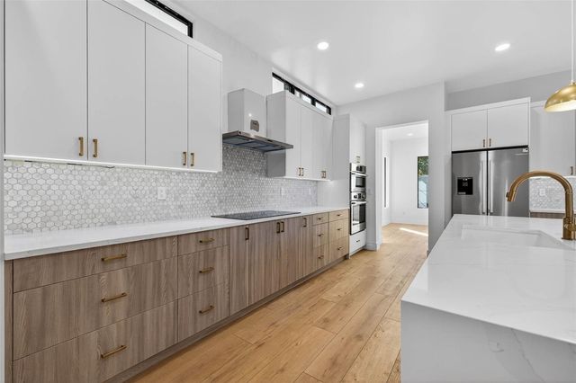 4555 26TH AVENUE S, St Petersburg, FL 33711