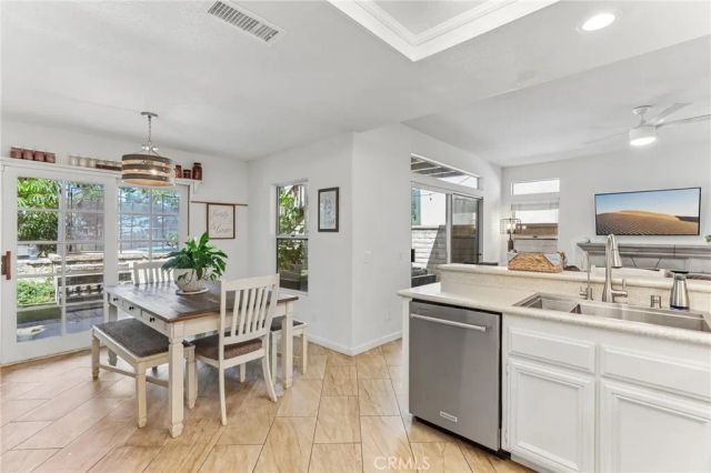 527 S Morningstar Drive, Anaheim, CA 92808