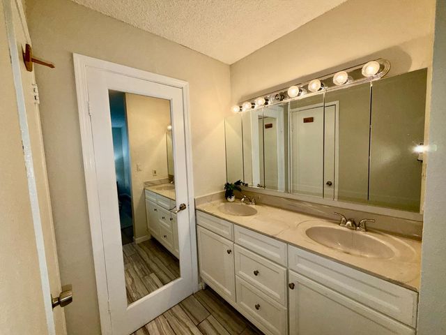 3641 Bainbridge Drive, North Highlands, CA 95660