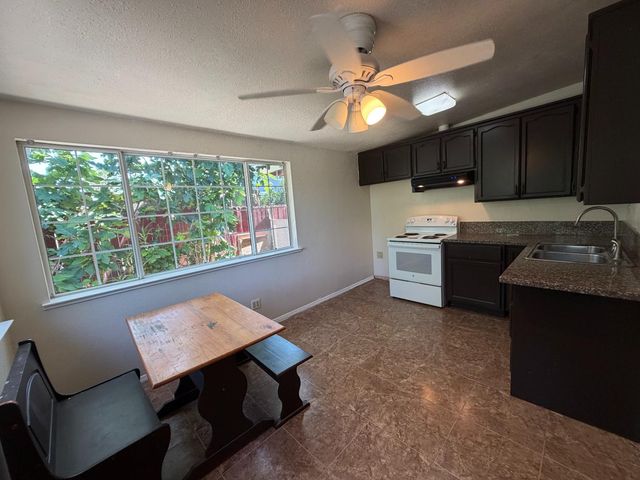 3641 Bainbridge Drive, North Highlands, CA 95660