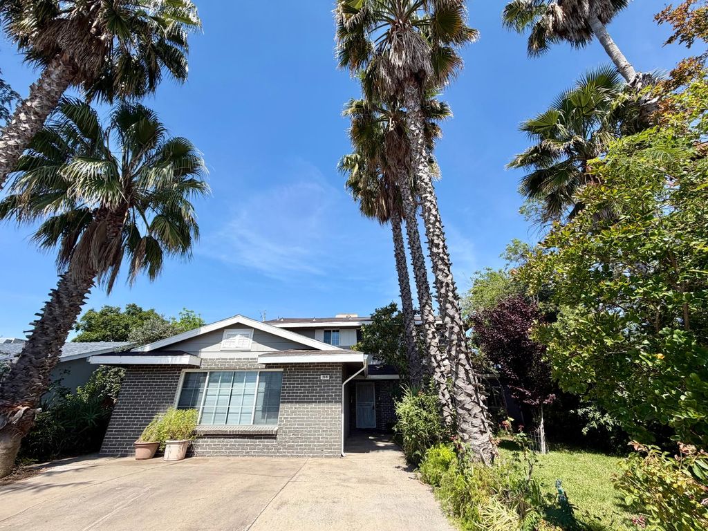 3641 Bainbridge Drive, North Highlands, CA 95660