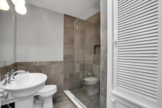 2814 47TH STREET S, Gulfport, FL 33711