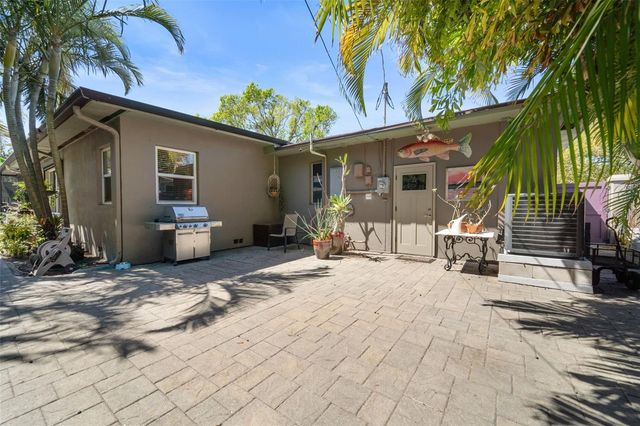 2814 47TH STREET S, Gulfport, FL 33711