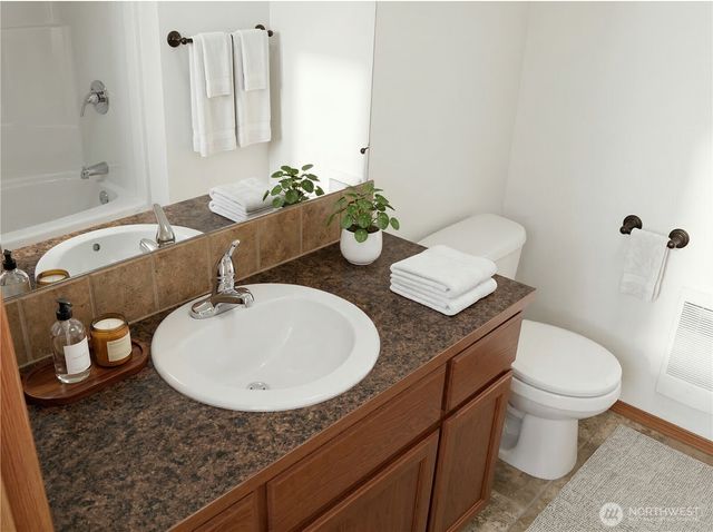 7826 Tacoma Ave S, Tacoma, WA 98408