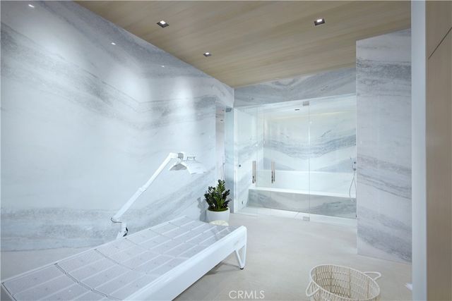 1220 W Bay Avenue, Newport Beach, CA 92661