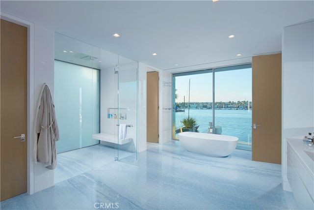 1220 W Bay Avenue, Newport Beach, CA 92661