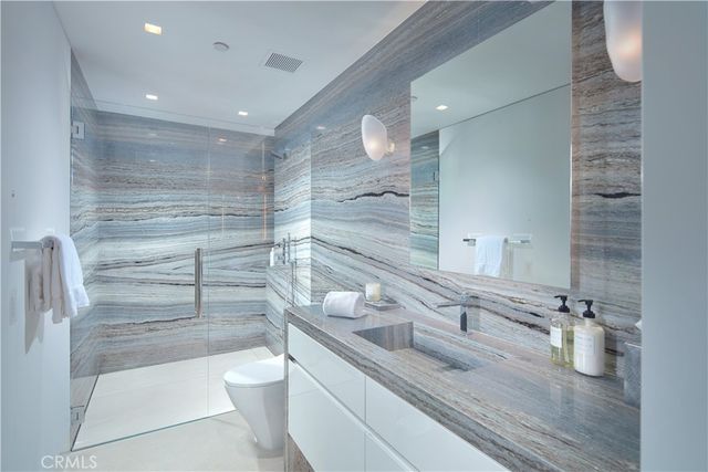 1220 W Bay Avenue, Newport Beach, CA 92661