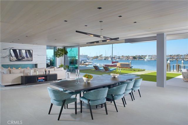 1220 W Bay Avenue, Newport Beach, CA 92661