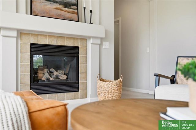 9816 S 28th Avenue Circle, Bellevue, NE 68123