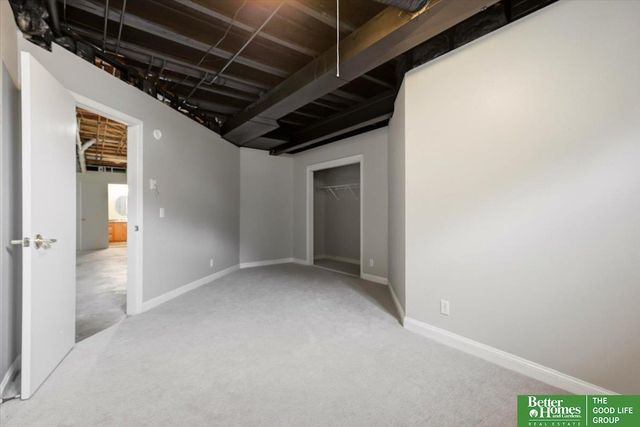 9816 S 28th Avenue Circle, Bellevue, NE 68123