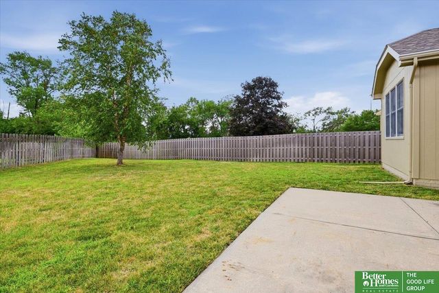 9816 S 28th Avenue Circle, Bellevue, NE 68123