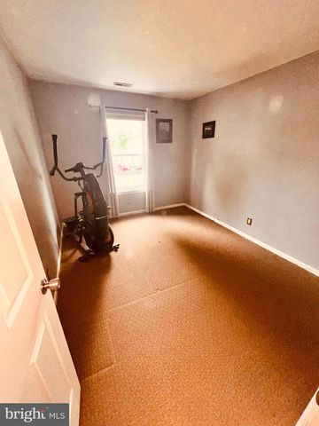 701A TRESCOTT PL, Mount Laurel, NJ 08054