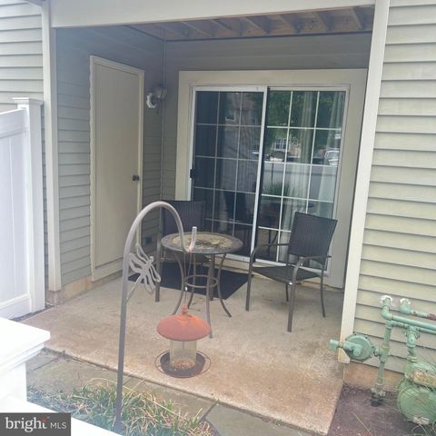 701A TRESCOTT PL, Mount Laurel, NJ 08054